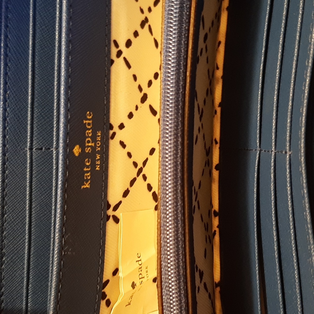Kate Spade Wallet - Picture 3 of 7